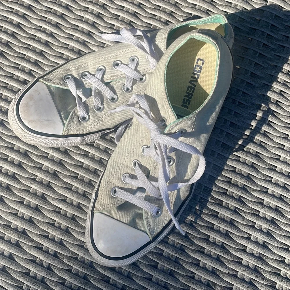 Low top Converse All Star size 7.5 - Picture 2 of 5